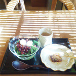 紫野和久傳 堺町店 - 宇治金時ソルベとひと口れんこん餅。