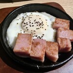 ほていちゃん - 「鉄板 ハムエッグ」260円也＋税。