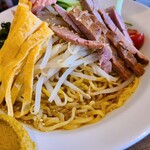 Ramen Toma Ya - 麺のアップです。