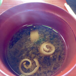 三春 - 赤だし味噌汁