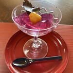 三春 - 葡萄ゼリーと金柑のデザート
