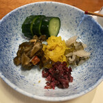 ぬりや - 鮮やかなお新香　これもうまし！