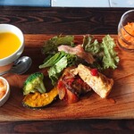 カフェ 隠れ舎 - 料理写真:ペアセットの一人分の前菜