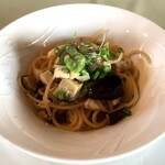 茨城レストラン　フェリチタ - アンチョビと長ネギと秋茄子のスパゲティー