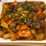 唐人 中華料理 - 牛肉とジャガイモ焼き定食