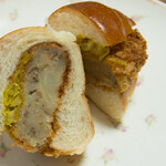 まん福ベーカリー - コロッサンド断面