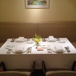 レストラン ル ボヌール - あなたの大切な方との食事にお勧めです。