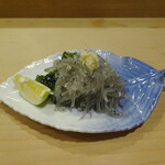 Kamakura Kohana Sushi - 特選握りコース：生しらす