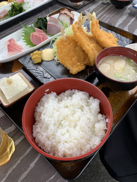 魚屋の磯料理 まるとし 竹岡 魚介料理 海鮮料理 食べログ