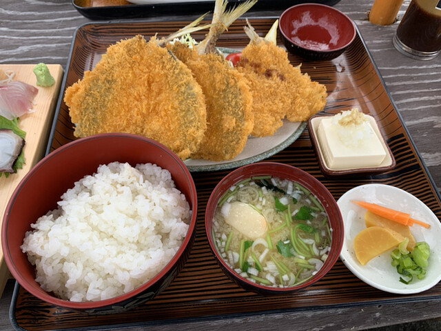 魚屋の磯料理 まるとし 竹岡 魚介料理 海鮮料理 食べログ