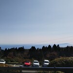 大涌谷くろたまご館 - 大観山。反対側は相模湾が見える