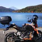 大涌谷くろたまご館 - 芦ノ湖。逆さ富士ポイント。紅葉まであと2週間かな