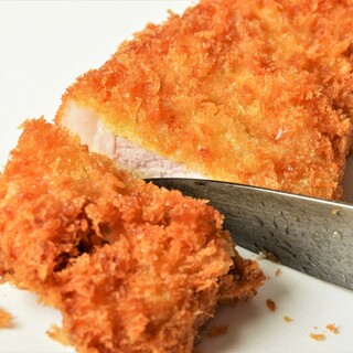 【三河もち豚を使用】