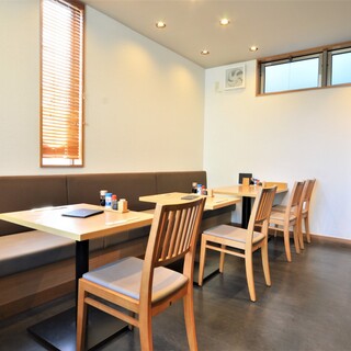 【広々とした綺麗な空間】