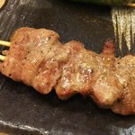 焼き鳥・もつ焼 新 - 