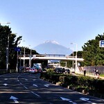 大涌谷くろたまご館 - 湘南海岸道路から富士山が観えるのは春以来かも