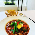 レストラン アオヤマ - 牛すじのとろとろトマトシチュー。テイクアウトOK！