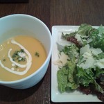 ig cafe - ランチの冷製コーンスープ&サラダ