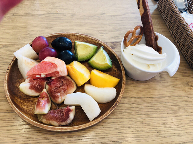 フルーツ ビュッフェ サニーオーチャード ららぽーと名古屋みなとアクルス店 32orchard 東海通 フルーツパーラー 食べログ