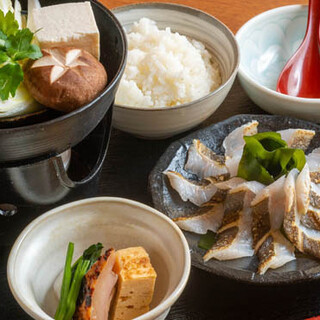 ひろしま旬彩 鶴乃や本店 立町 居酒屋 ネット予約可 食べログ