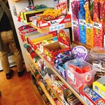 ゆんたこ - 駄菓子コーナー