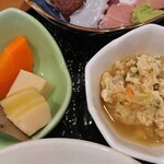 なりひら - 小鉢 煮物＆玉子とじ