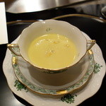 銀座うかい亭 - とうもろこしの逸品・冷製スープ