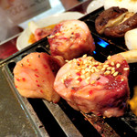 ホルモン・焼肉 キムチ - 何を食べても美味しいです♪