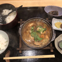 御料理あきやま - 牡蠣の土手鍋 御料理あきやま - 牡蠣の土手鍋