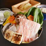 しゃぶしゃぶ あんず畑から - ＜限定30食＞ランチ鍋 税込1,000円！