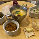 三輪亭 - 前菜の盛り合わせ