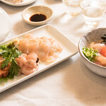 Sumiyaki Sumire - 地頭鶏造り三種とささみユッケ