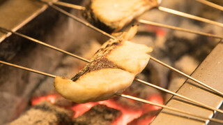 Sumiyaki Sumire - 本日の魚一夜干（自家製）の焼風景