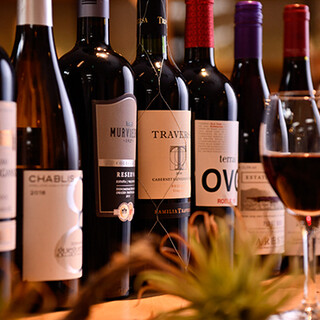 Sommelier-selected wines are priced at a flat rate of 3,300 yen ♪ We also have a wide variety of Other alcoholic beverages.