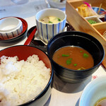 池上本門寺 朗峰会館 - お食事　呑まない人が多いので早めに出して頂きました。