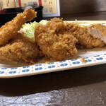 居喰処 光 - 2020/11/02
      本日の日替り ヒレカツ定食 500円
