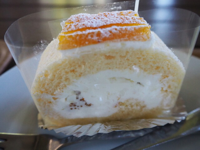 ストローベイル 山間屋 江川崎 ケーキ 食べログ