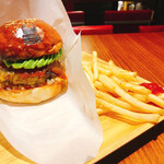 Burger Revolution Tokyo Wine & Bar - 