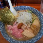 麺処ほん田 - 特製豚骨魚介ラーメン（中盛）