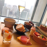 ザ・リッツ・カールトン大阪 - 軽食