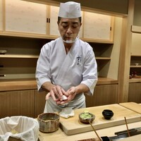 日本橋蛎殻町 すぎた - 端正な所作