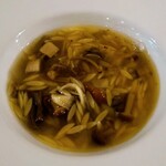 （h）etta - 色々きのこのスープ