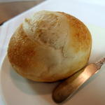 ビストロ バンマリー - もっちりとしたパン