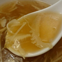 東天閣 神戸本店 - 松茸の入ったふかひれスープ