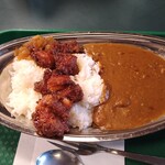 ラッキーピエロ - チキンカレー