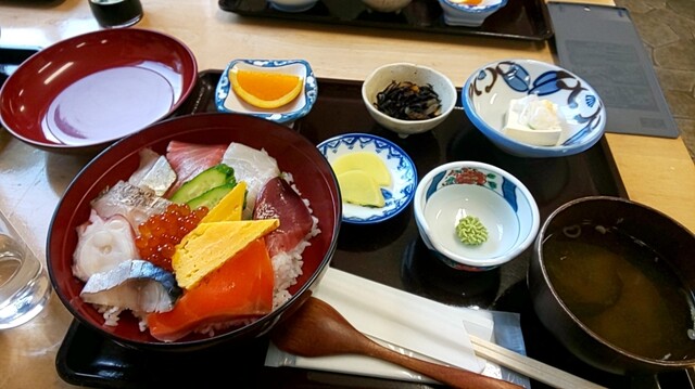 島の味処 こまつ - 松岩（ラーメン）の写真