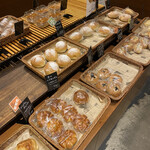 BAKERY＆CAFE BRUNO  - パン売り場