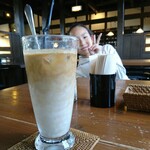 珈楽粋 - アイスカフェオレ