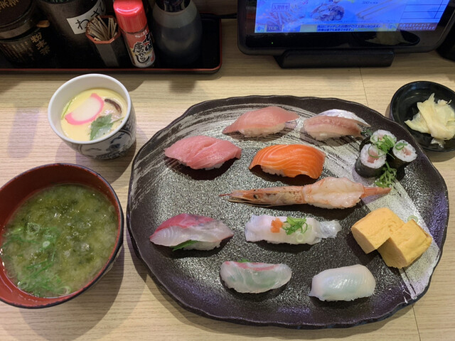 寿司めいじん ゆめタウン佐賀店 佐賀 回転寿司 食べログ