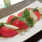 トリワイン ＰＩＫＯＳＨＨＨＵ - カプレーゼ